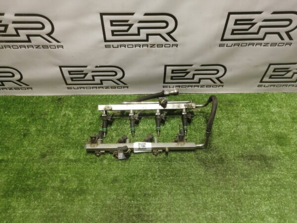 Топливная рампа BMW 7 E65/E66 (2001 2005)