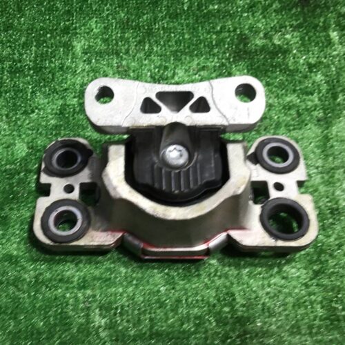 Подушка крепления КПП Land Rover рест.