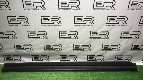 Накладка на порог правая Land Rover рест.