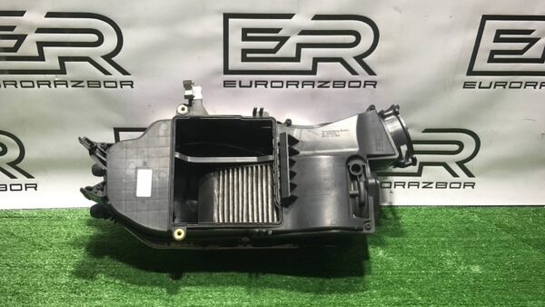 Корпус воздушногo фильтра Mercedes Benz GLC X253