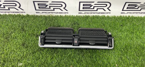 Дефлектор обдува салона Range Rover Velar L560