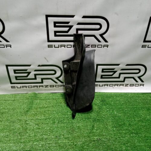 Брызговик задний правый Land Rover Range Rover