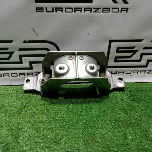 Кронштейн (крепление) Land Rover Range Rover