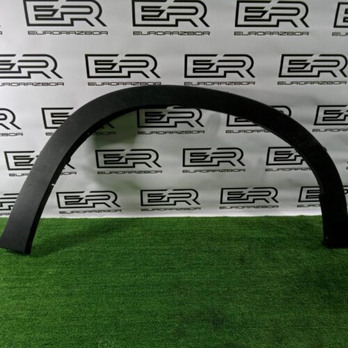 Накладка колесной арки передний правый BMW X5 E70