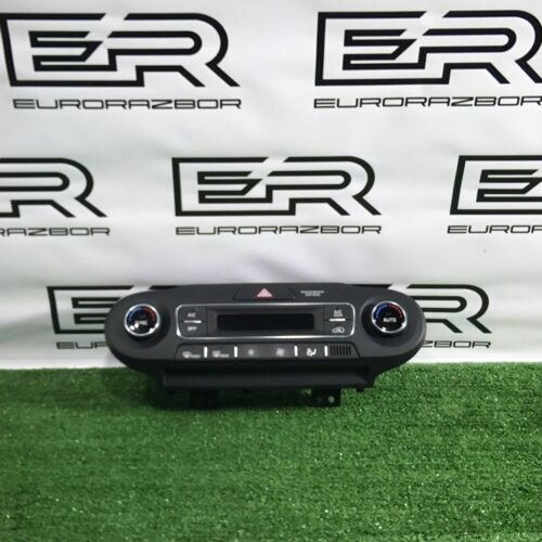 Блок управления печки/климат контроля Kia Sportage