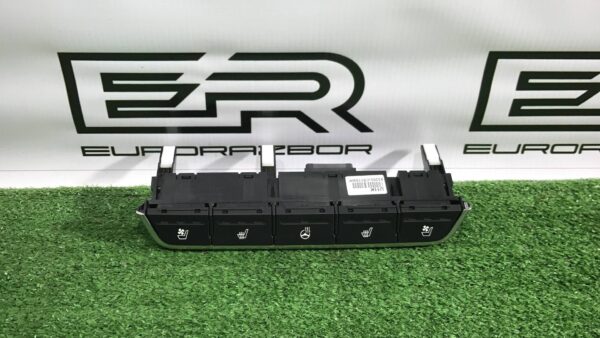 Блок кнопок Kia Sorento 3 UM 2017 93300 C5110