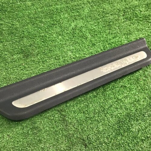 Накладка внутренняя на порог задняя левая Kia