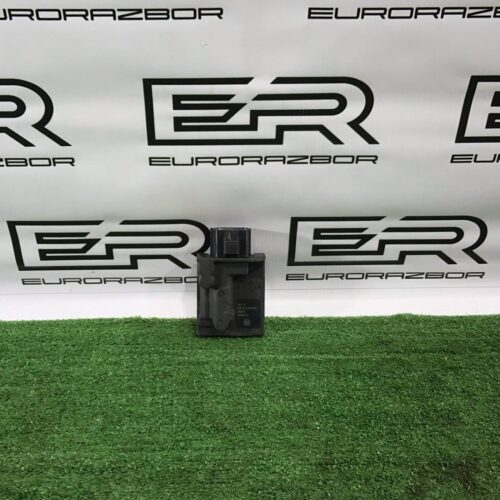 Блок управления топливным насосом Volvo XC90