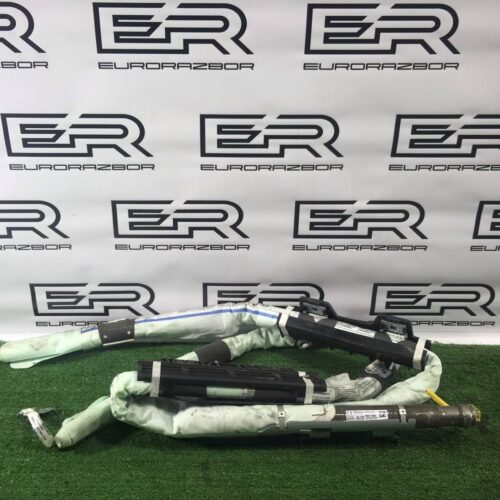 Шторка безопасности левая Kia Sorento