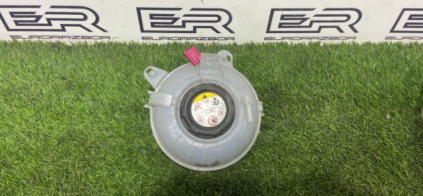 Бачок расширительный для Volkswagen Tiguan