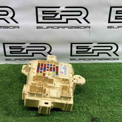 Блок предохранителей Kia Sorento Prime