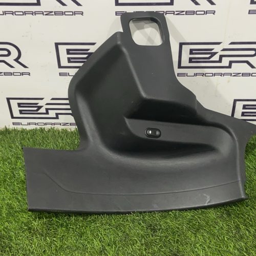 Накладка порога внутренняя задняя левая Range Rover Velar L560