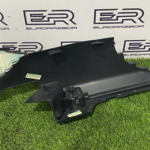 Обшивка отсека багажника левая Range Rover Velar L560