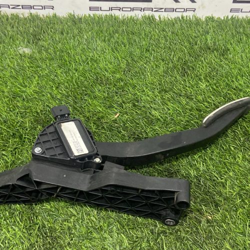 Педаль газа Lande Rover Velar L560