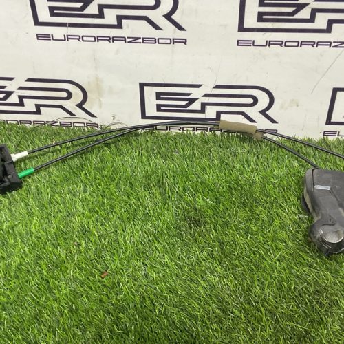 Замок двери передней правой Toyota Rav 4 CA40