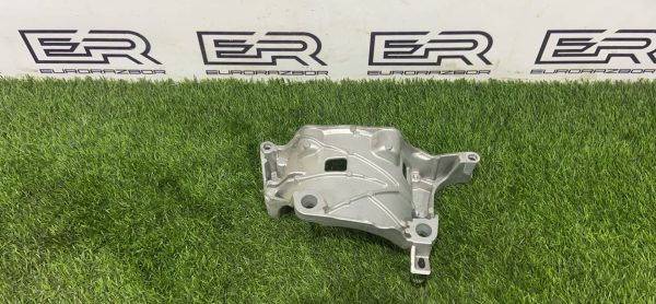 Кронштейн генератора Volvo XC60 2 2021