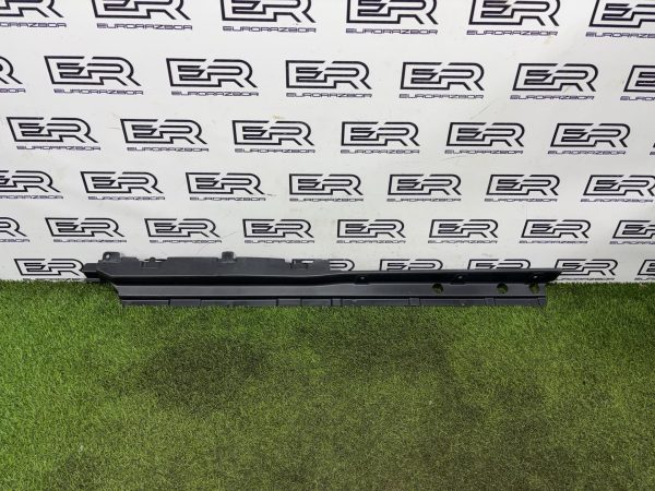 Накладка на порог правая Land Rover Range Rover Sport 3 поколение