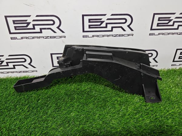 Кронштейн заднего бампера правый Land Rover Range Rover Sport 3 поколение