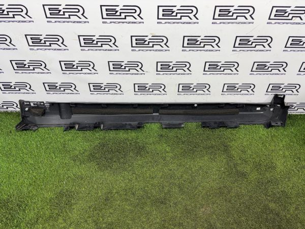 Накладка на порог правая Land Rover Defеndеr