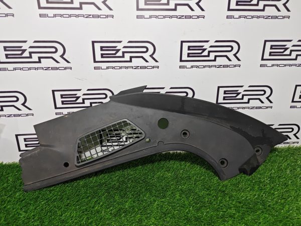 Пластик моторного отсека левая Land Rover Range Rover Sport 3 поколение