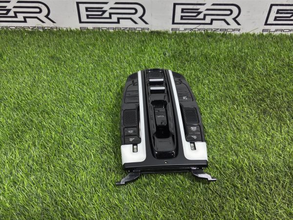 Плафон салона Porsche Panamera