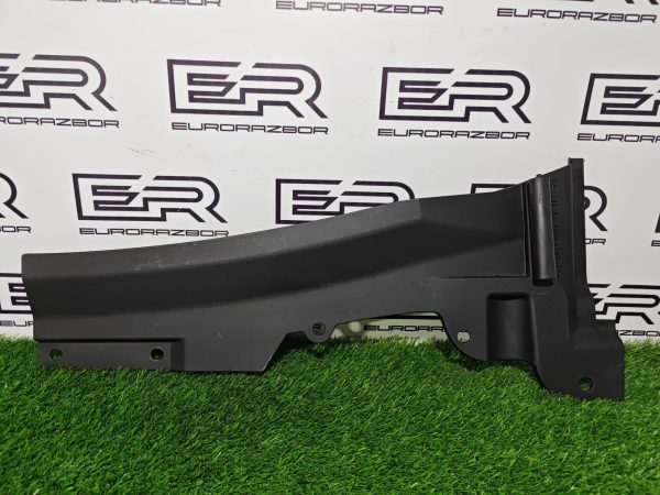 Панель жабо левая Land Rover Defender 2 поколение