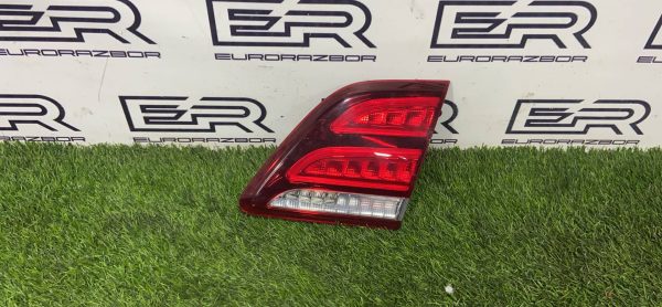 Фонарь крышки багажника правый Mercedes Benz GL