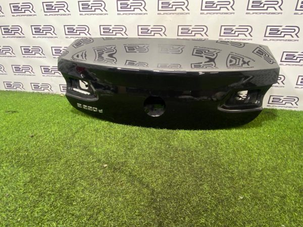 Крышка багажника Mercedes Benz E W213