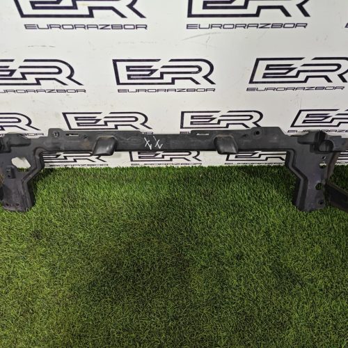 Воздуховод дефлектор радиатора Range Rover