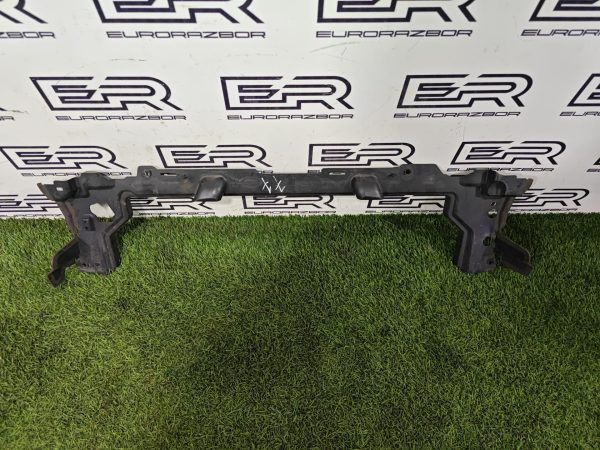 Воздуховод дефлектор радиатора Range Rover