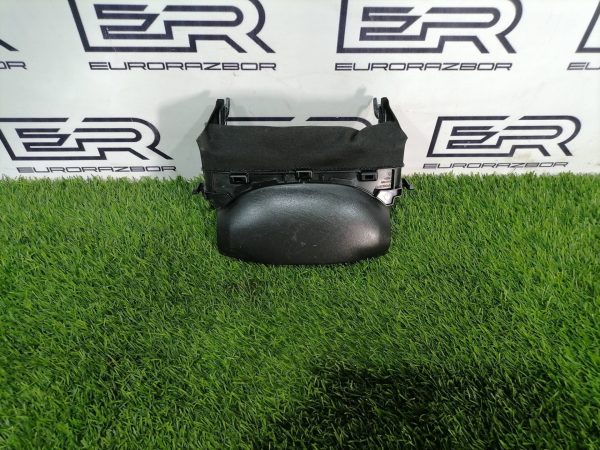 Кожух рулевой колонки Volvo XC60 2 2021