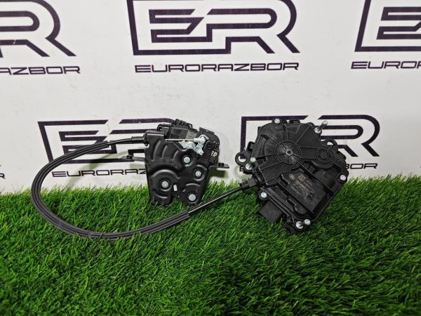 Замок багажника с доводчиком Land Rover Range Rover Sport 3 поколение