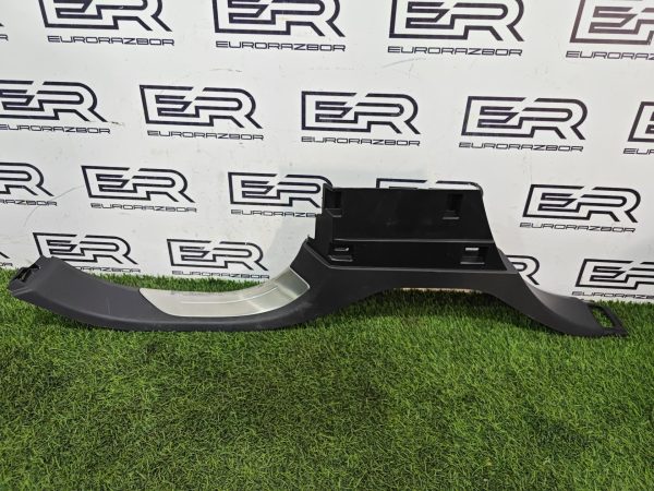 Накладка порога задняя левая Land Rover Range Rover Sport 3 поколение