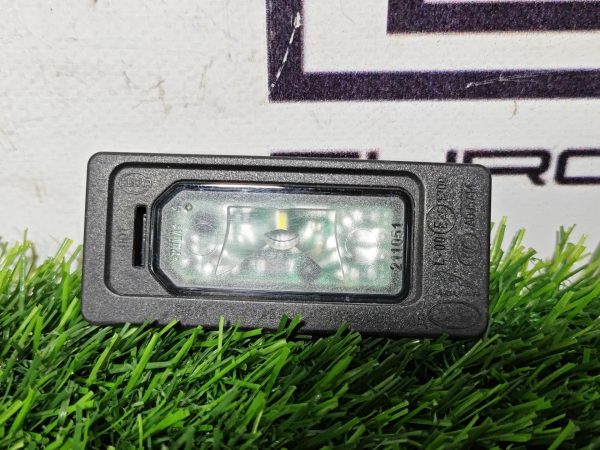 Подсветка номерного знака Land Rover Range Rover Sport 3 поколение
