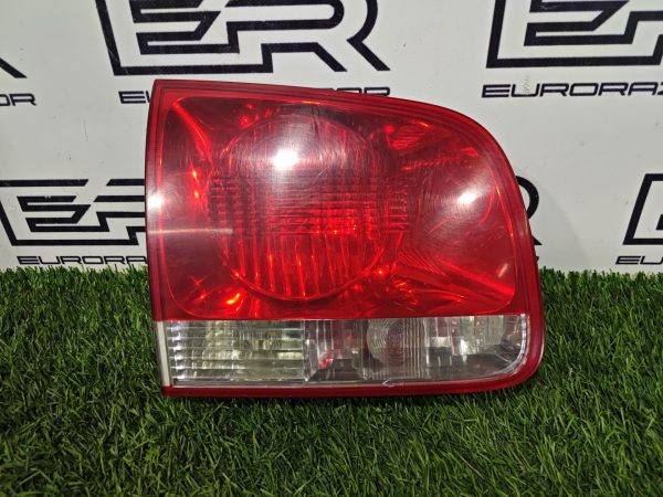 Фонарь крышки багажника левый Volkswagen Tоuarеg 7L6