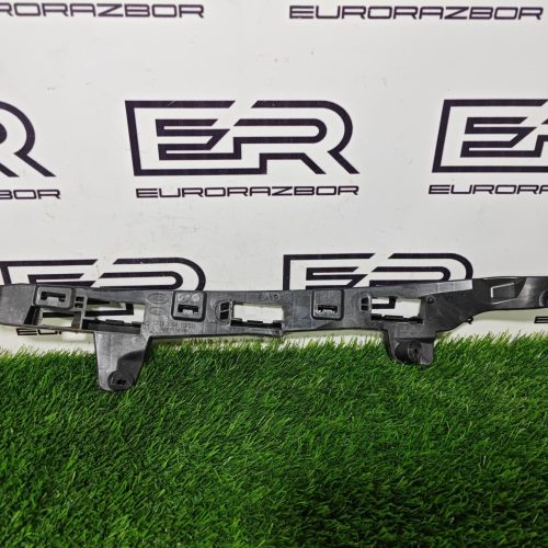 Кронштейн правой фары нижний Land Rover Range Rover Sport 3 поколение