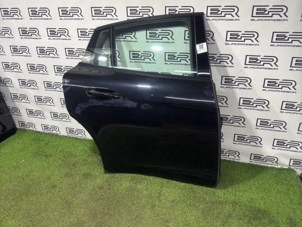 Дверь задняя правая Porsche Panamera 2