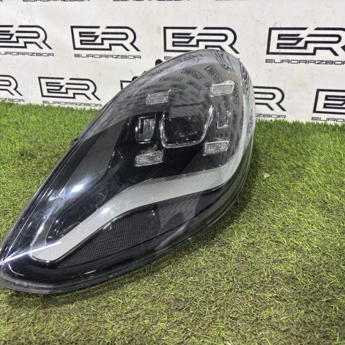 Фара левая Porsche Panamera 971 LED