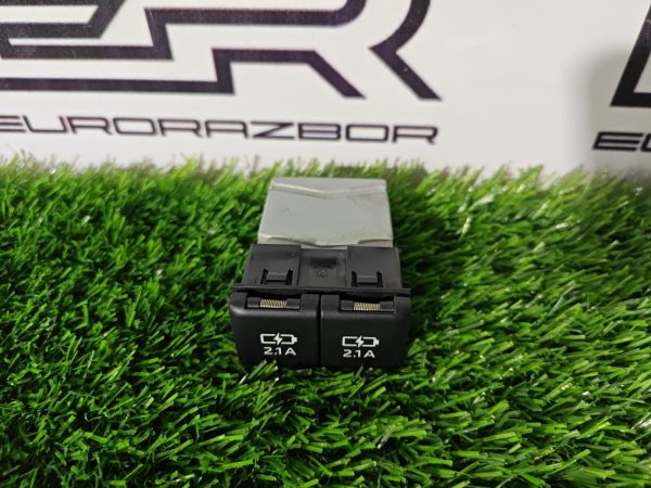 Адаптер USB Camry