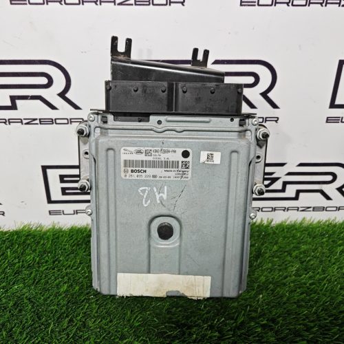 Блок управления двигателем Land Rover Sport 2 L494