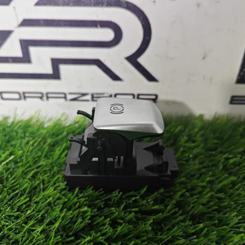 Кнопка ручного тормоза Mercedes GLC X253 C253