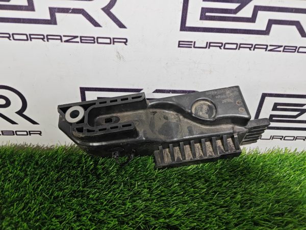 Кронштейн Land Rover Range Rover Sport 3 поколение