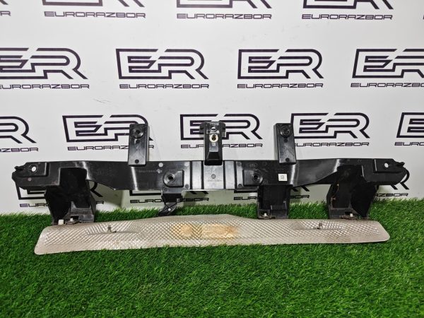 Кронштейн заднего бампера нижний Land Rover Range Rover Sport 3 поколение