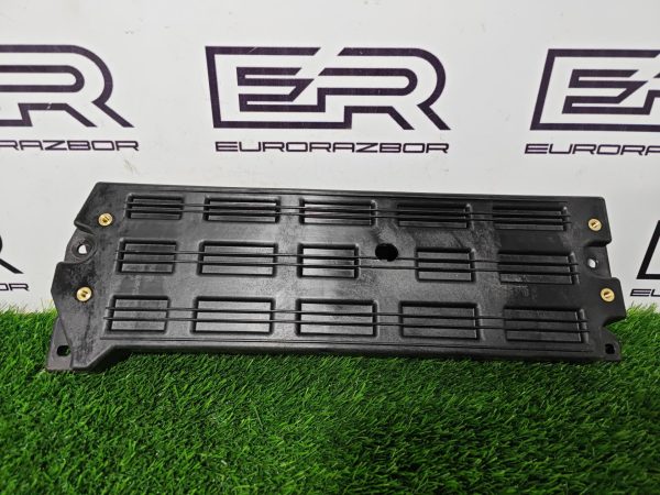 Кронштейн компрессора пневмоподвески Range Rover L405