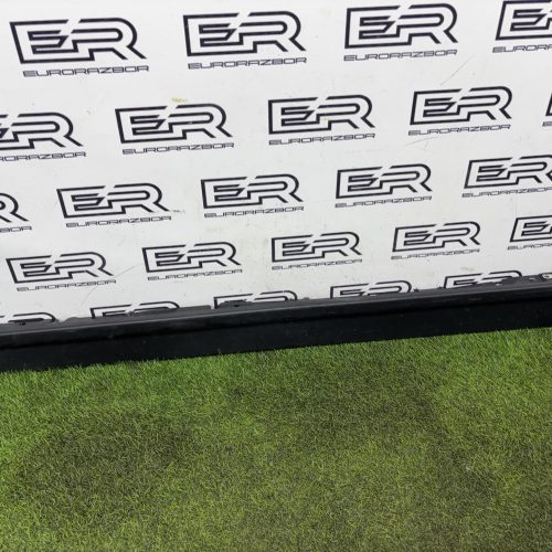 Накладка на порог левая Land Rover Range Rover Sport 3 поколение