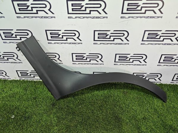 Накладка колесной арки задняя левая Land Rover Range Rover Sport 3 поколение